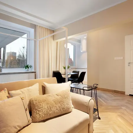 Elite Old Town Premium