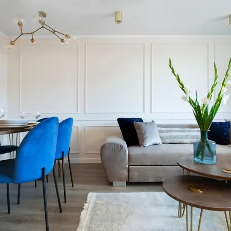 Elite Old Town Premium